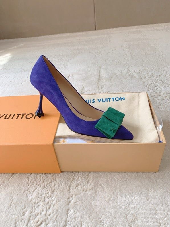 Туфли женские на среднем каблуке фото 9