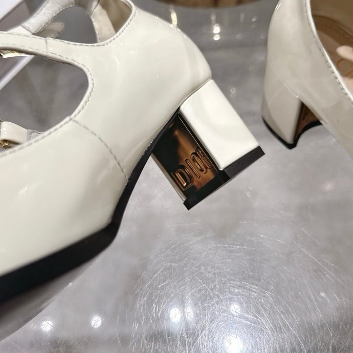 Shoes women's on thick heel фото 6