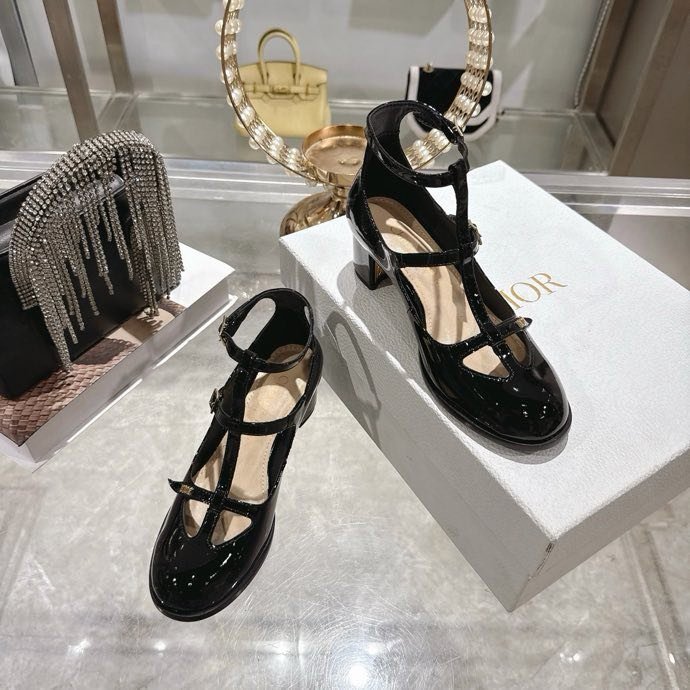 Shoes women's on thick heel фото 6