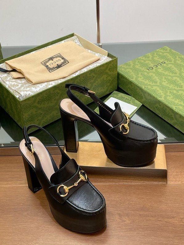 Shoes women's on high heel and platform фото 8