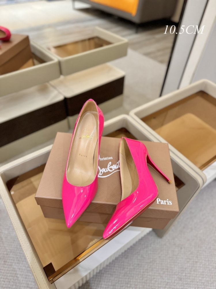 Shoes women's on high heel