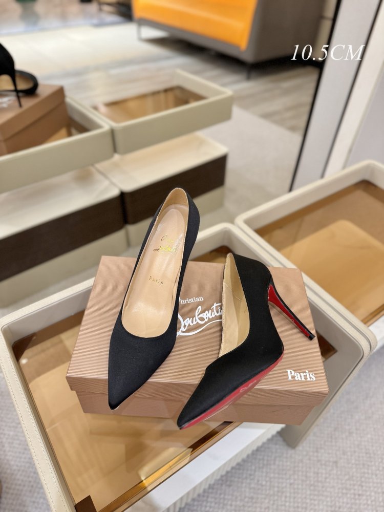 Shoes women's on high heel