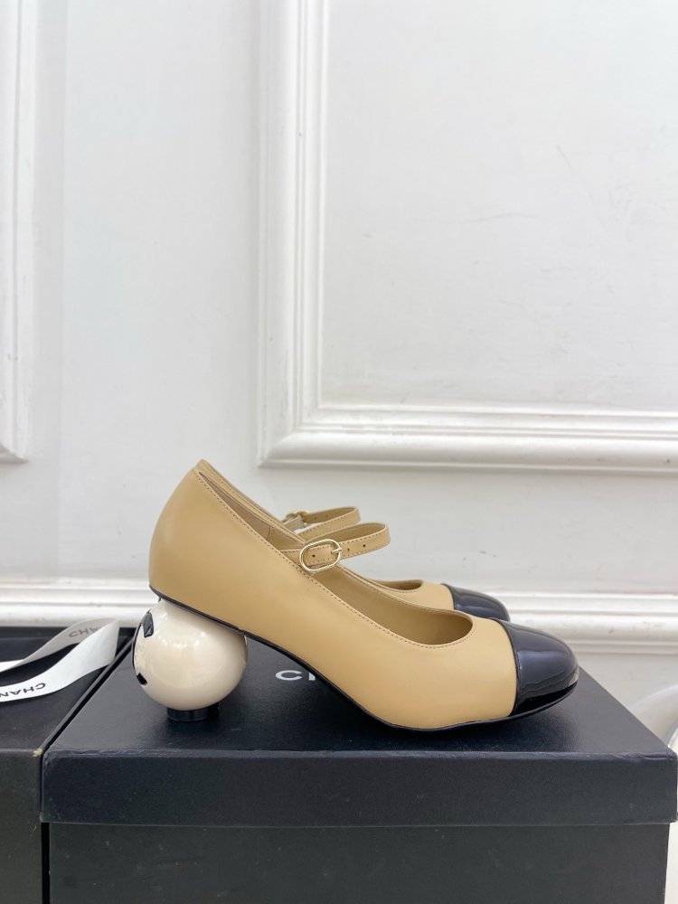 Shoes women's from pearly heel