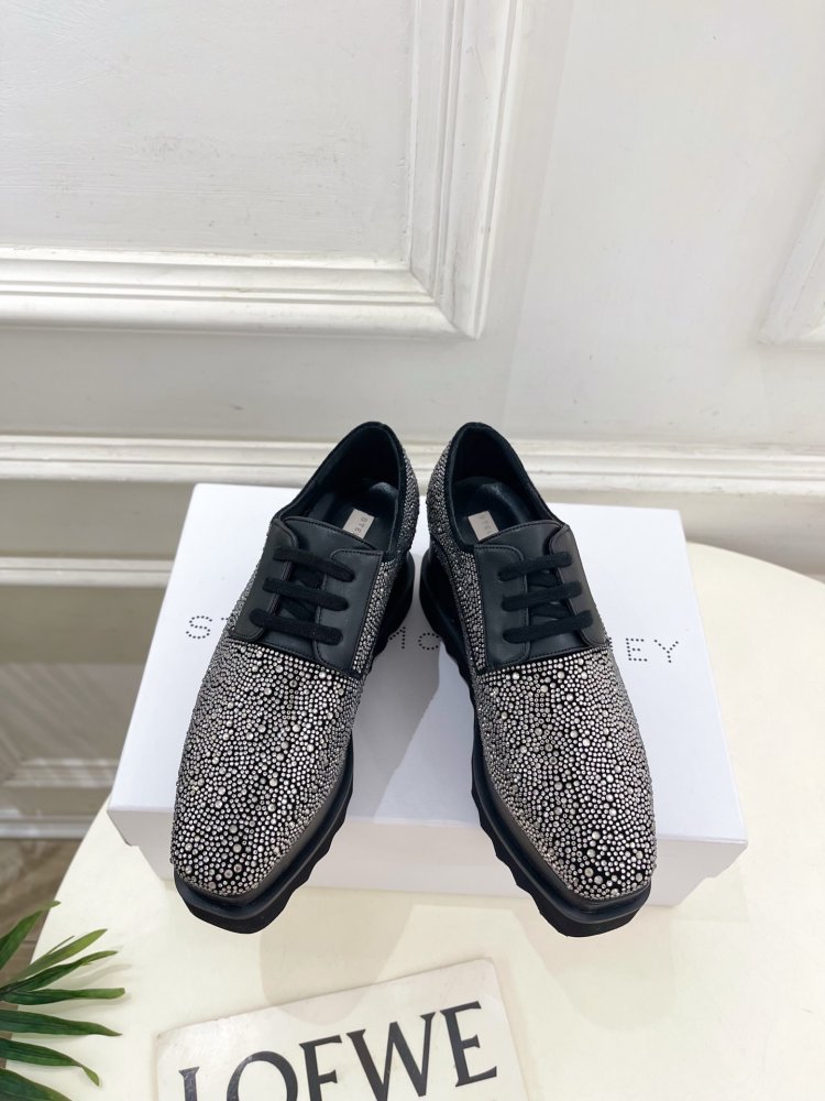 Shoes women's with rhinestones