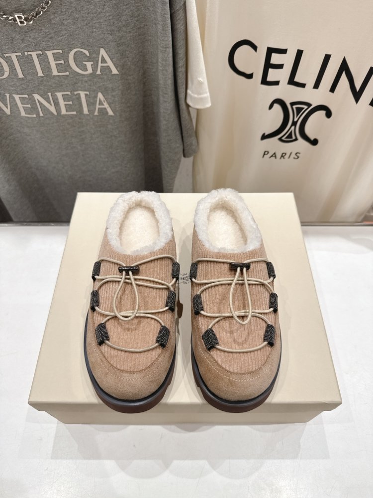 Shoes women's winter on fur