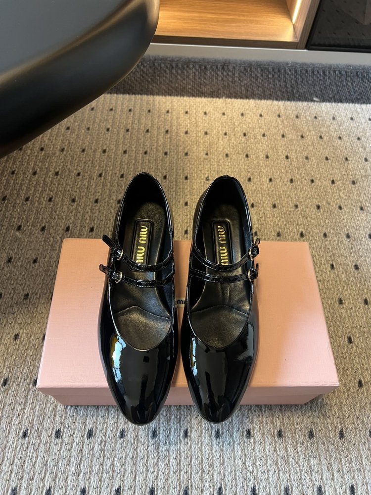 Туфли женские