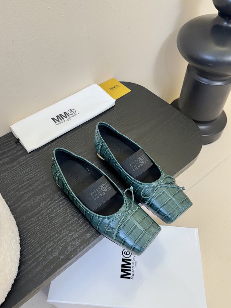 Туфли женские