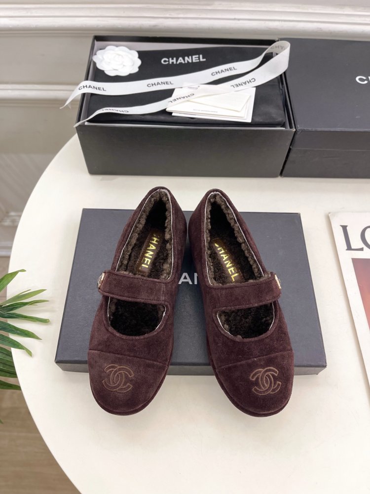 Туфли женские