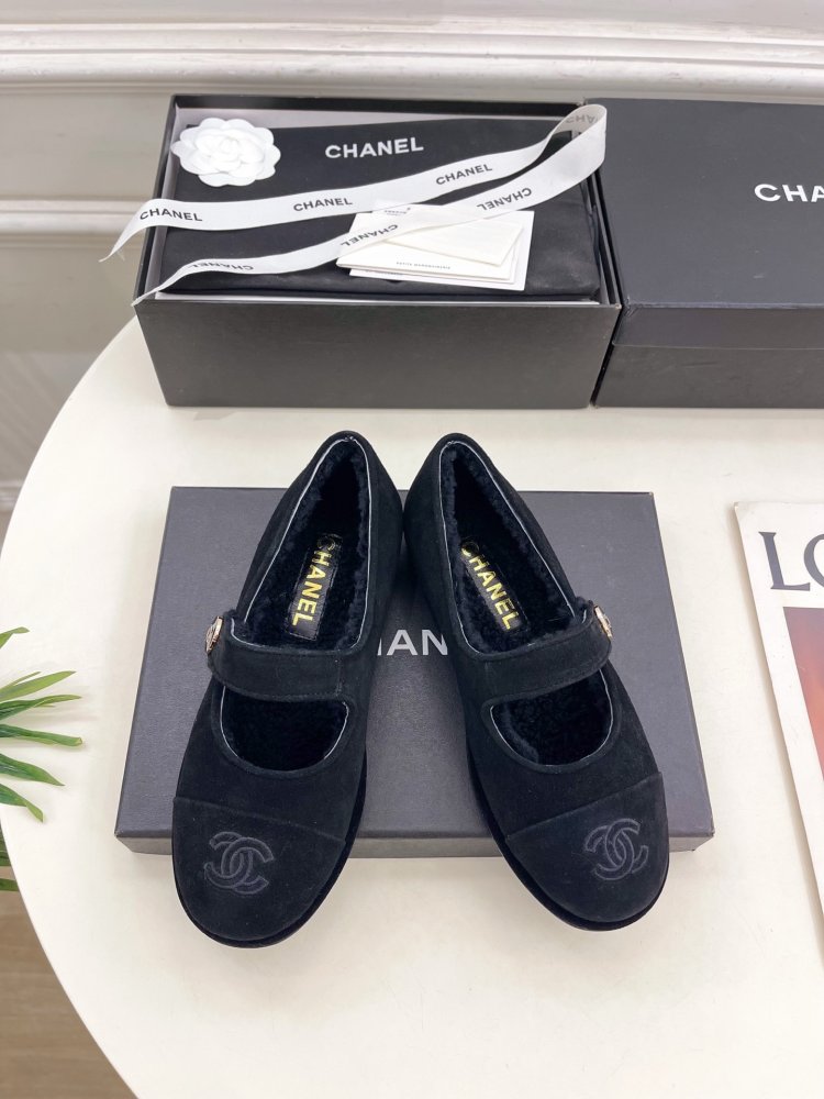 Туфли женские