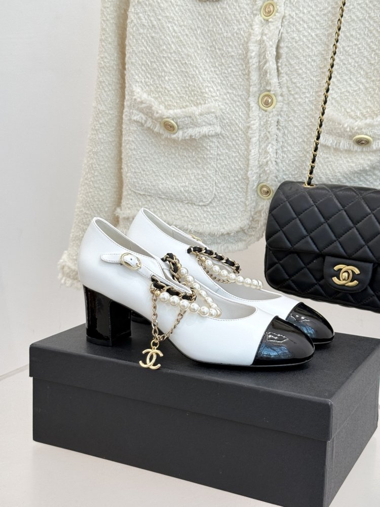 Туфли женские