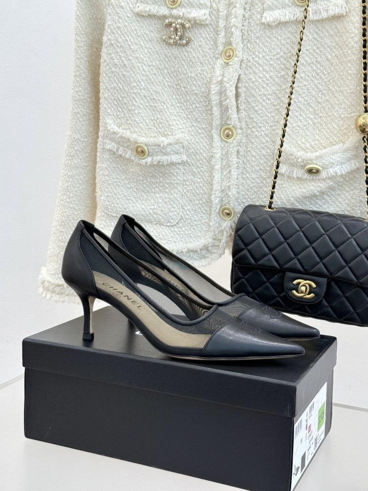 Туфлі жіночі