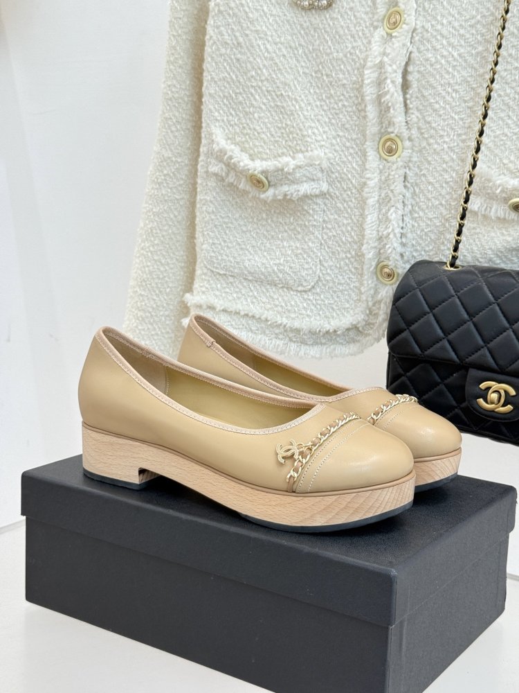 Туфли женские