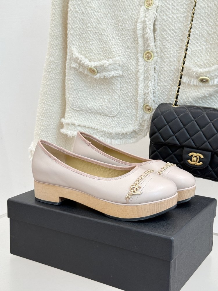 Туфли женские