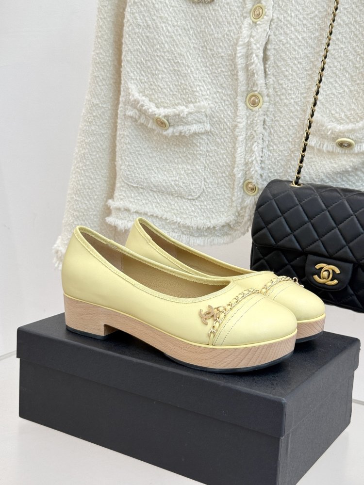 Туфли женские