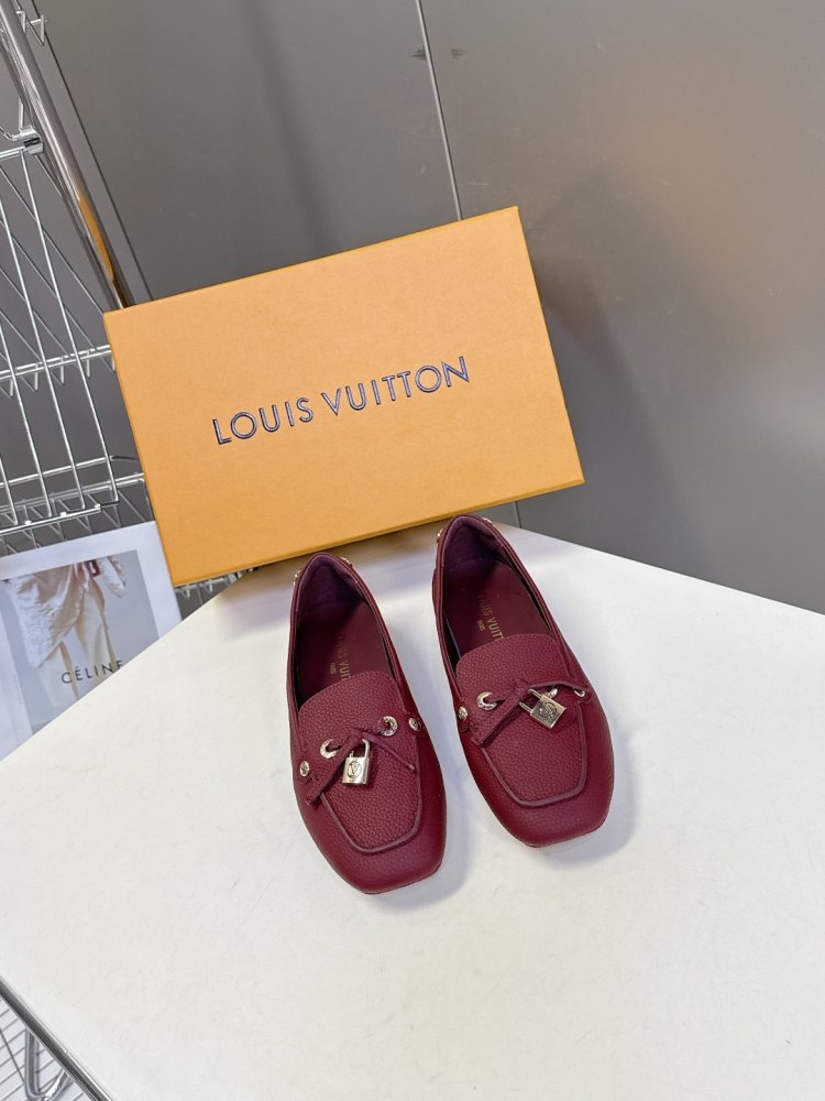 Туфли женские