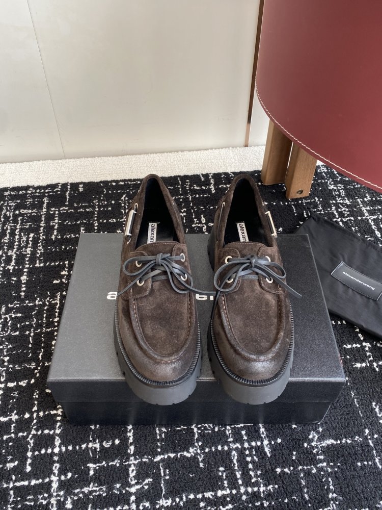 Туфли женские