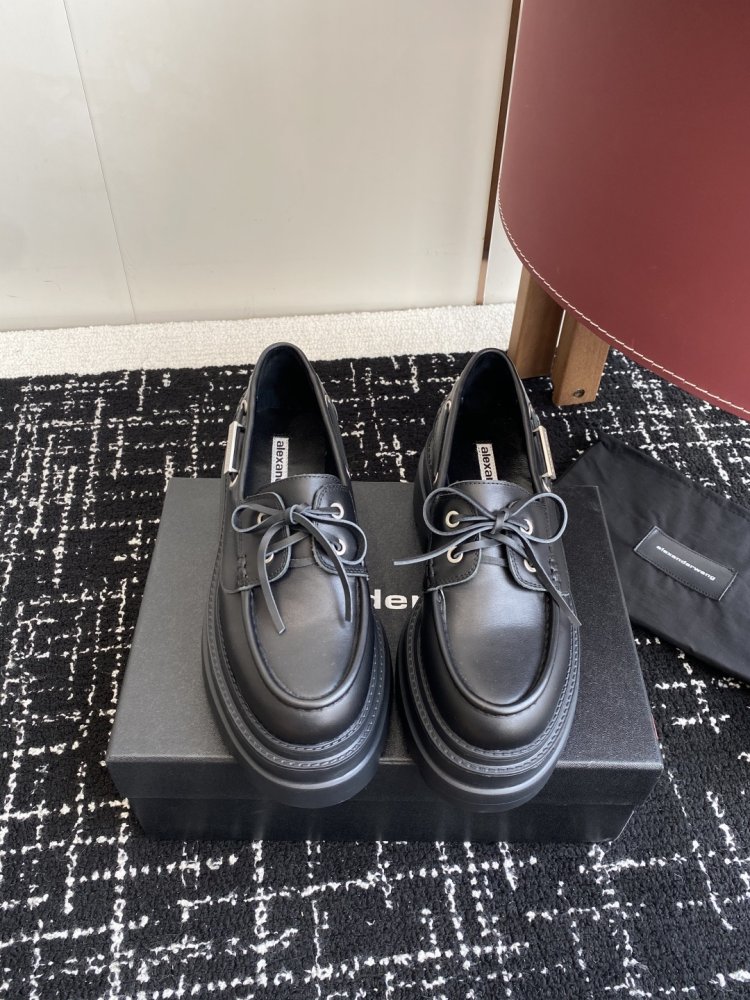 Туфли женские