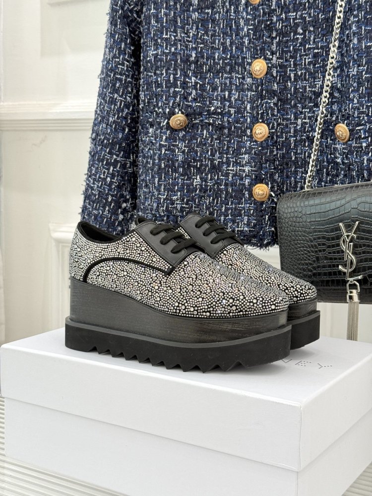 Туфли женские