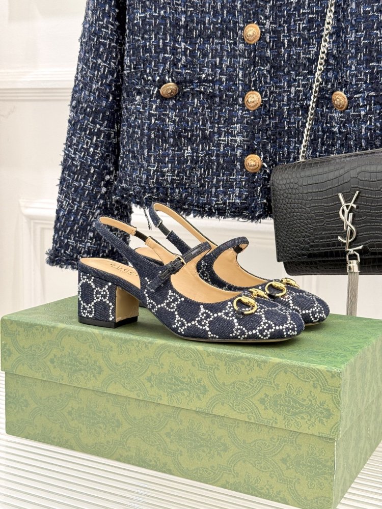 Туфли женские