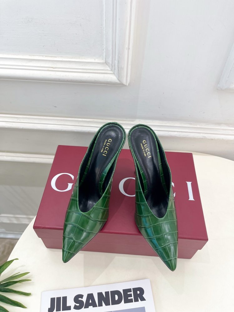 Туфли женские