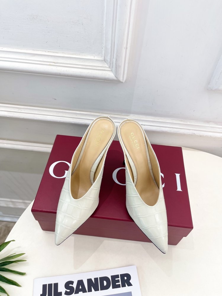 Туфли женские