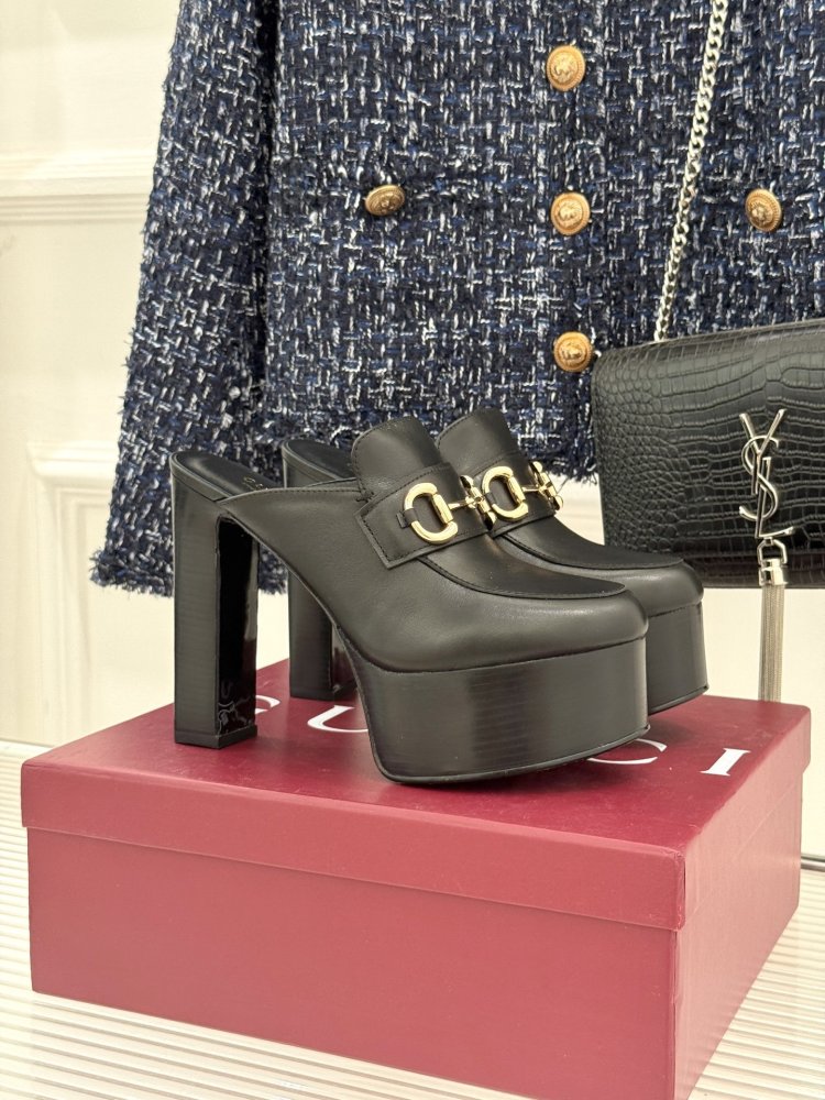 Туфли женские