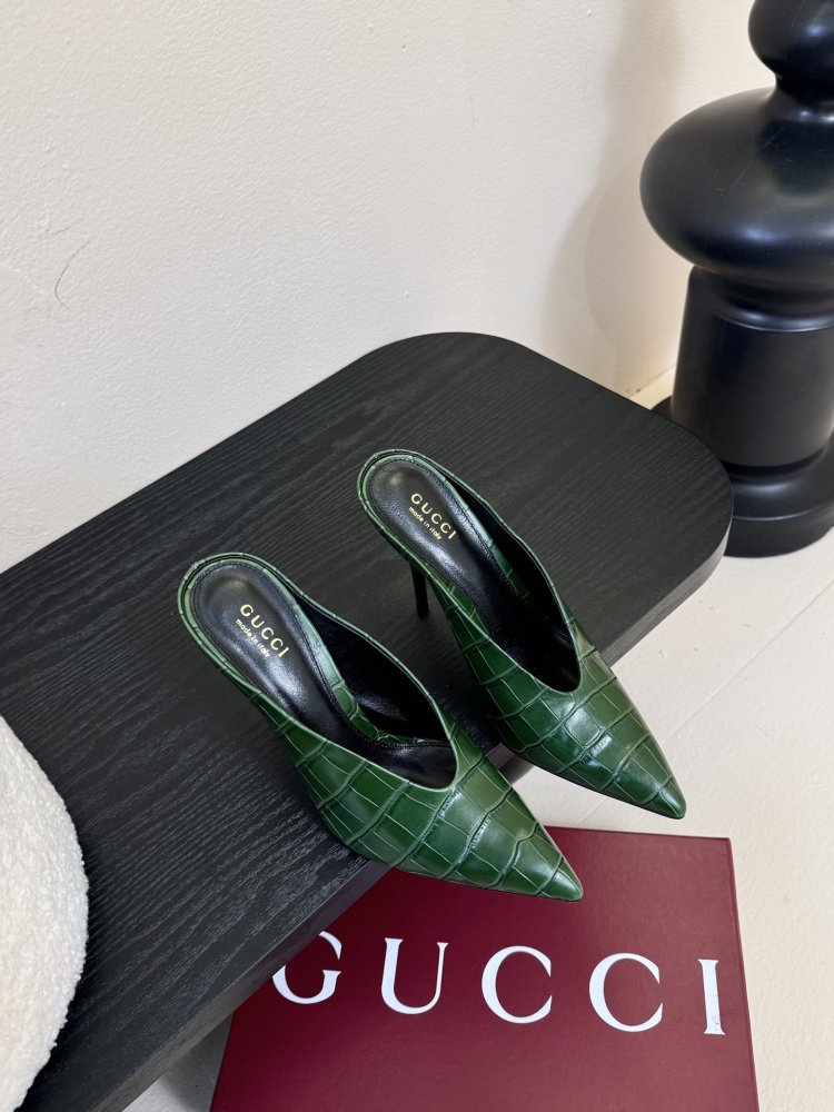 Туфли женские