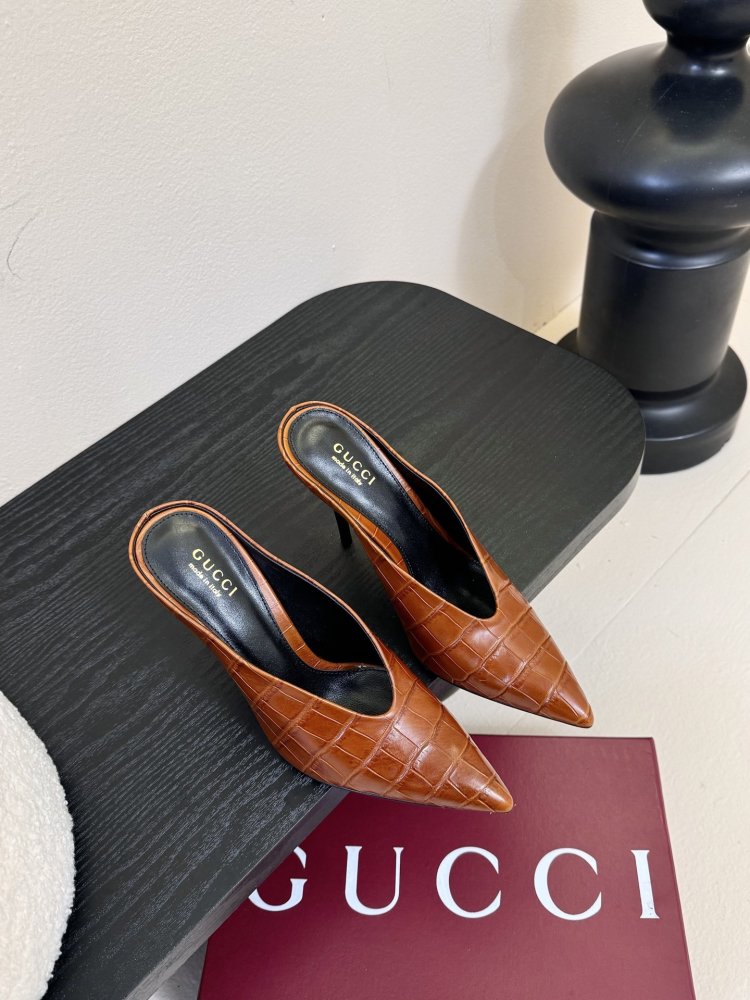 Туфли женские