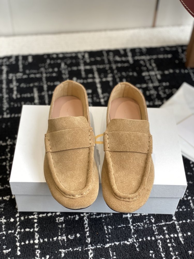 Туфли женские