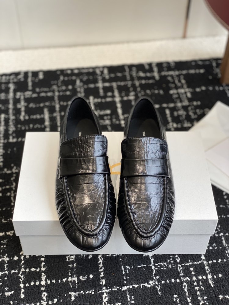 Туфли женские