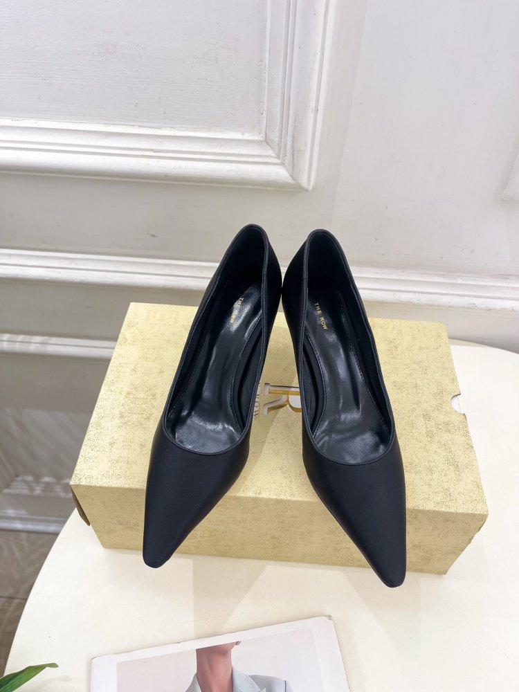 Туфлі жіночі