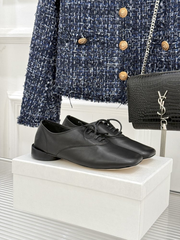 Туфлі жіночі