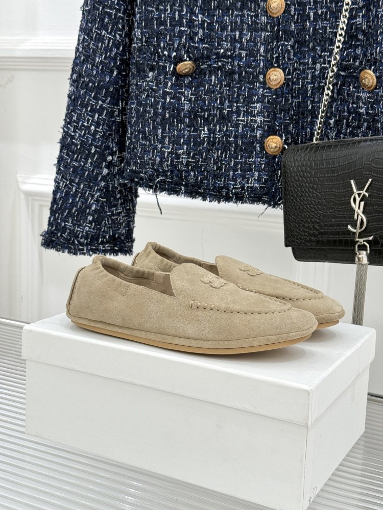 Туфли женские