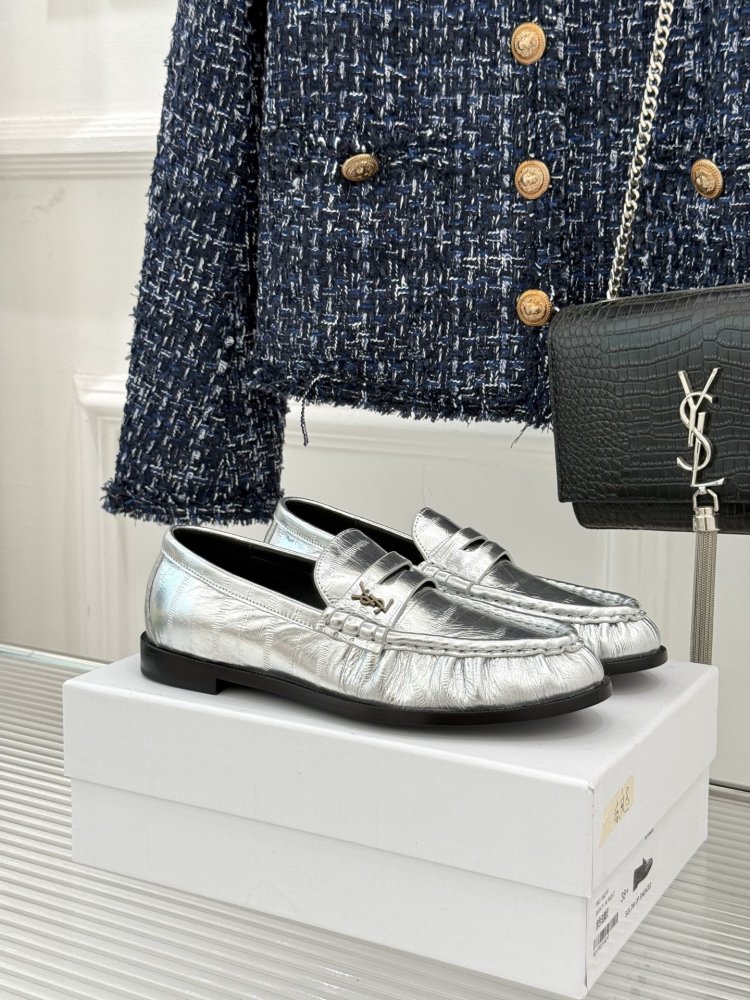 Туфлі жіночі