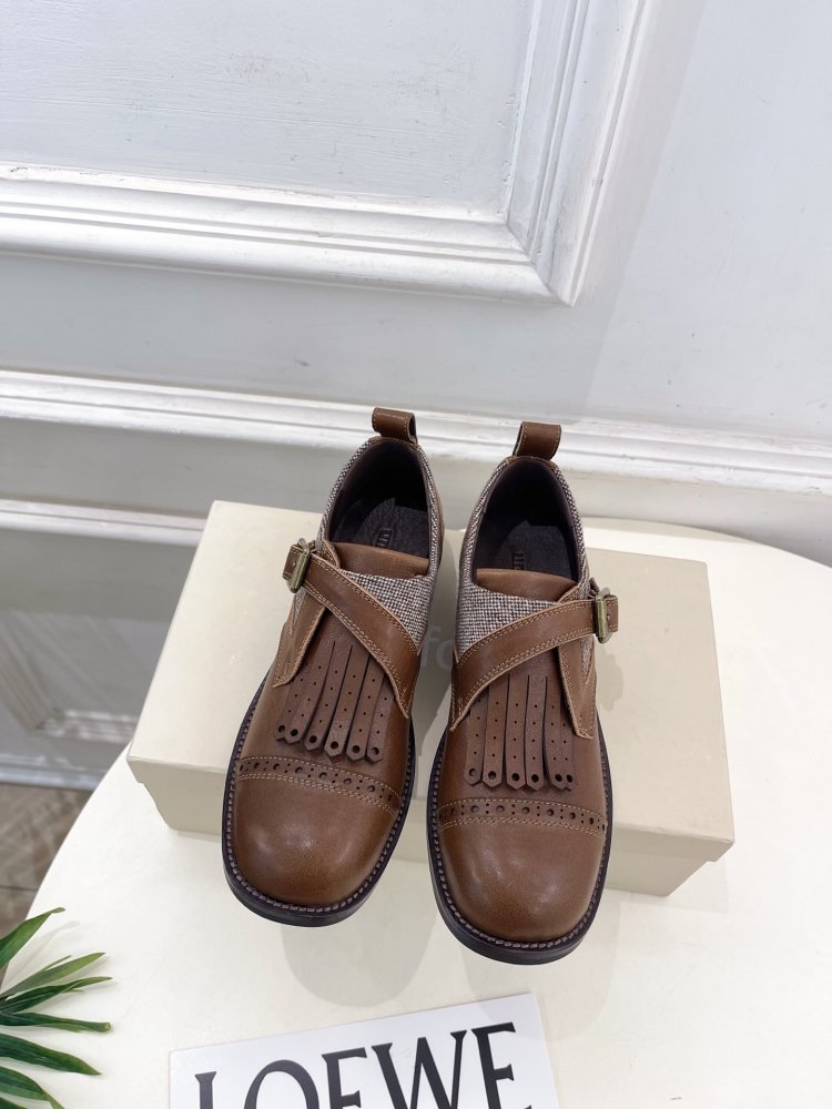 Туфлі жіночі