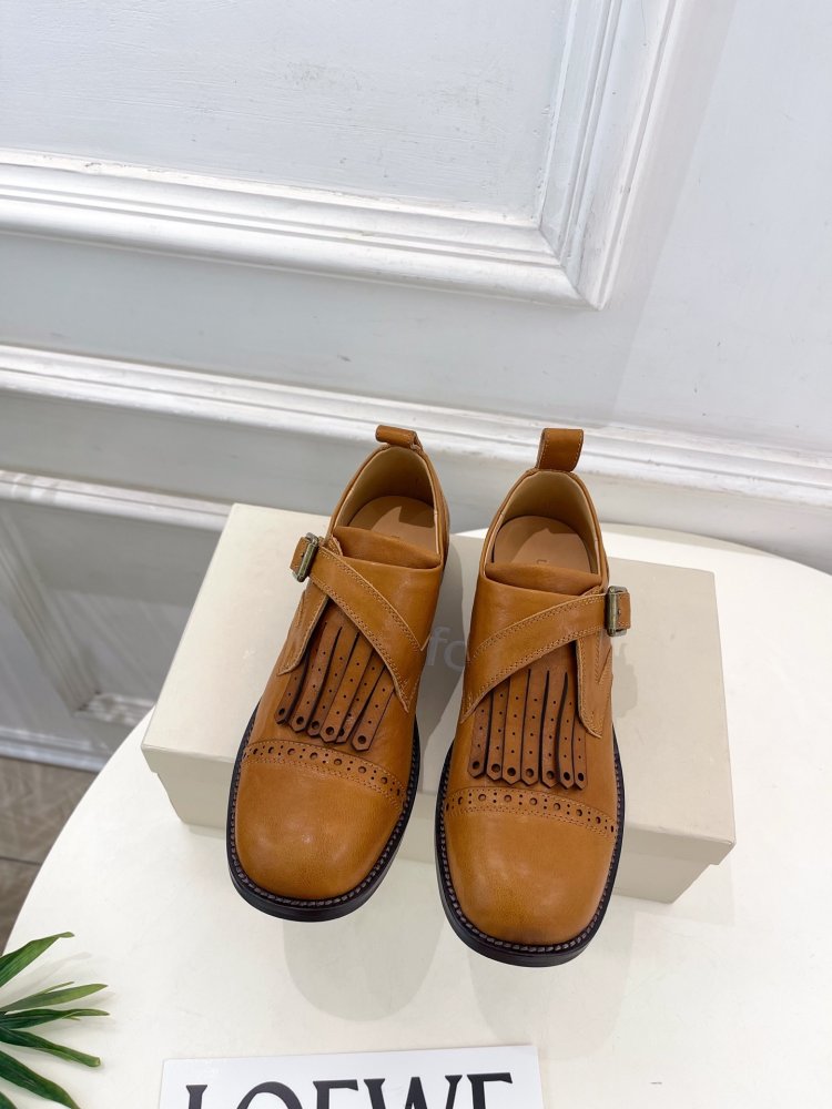 Туфлі жіночі