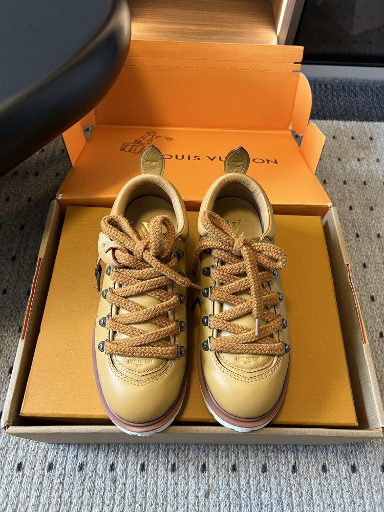 Туфли женские