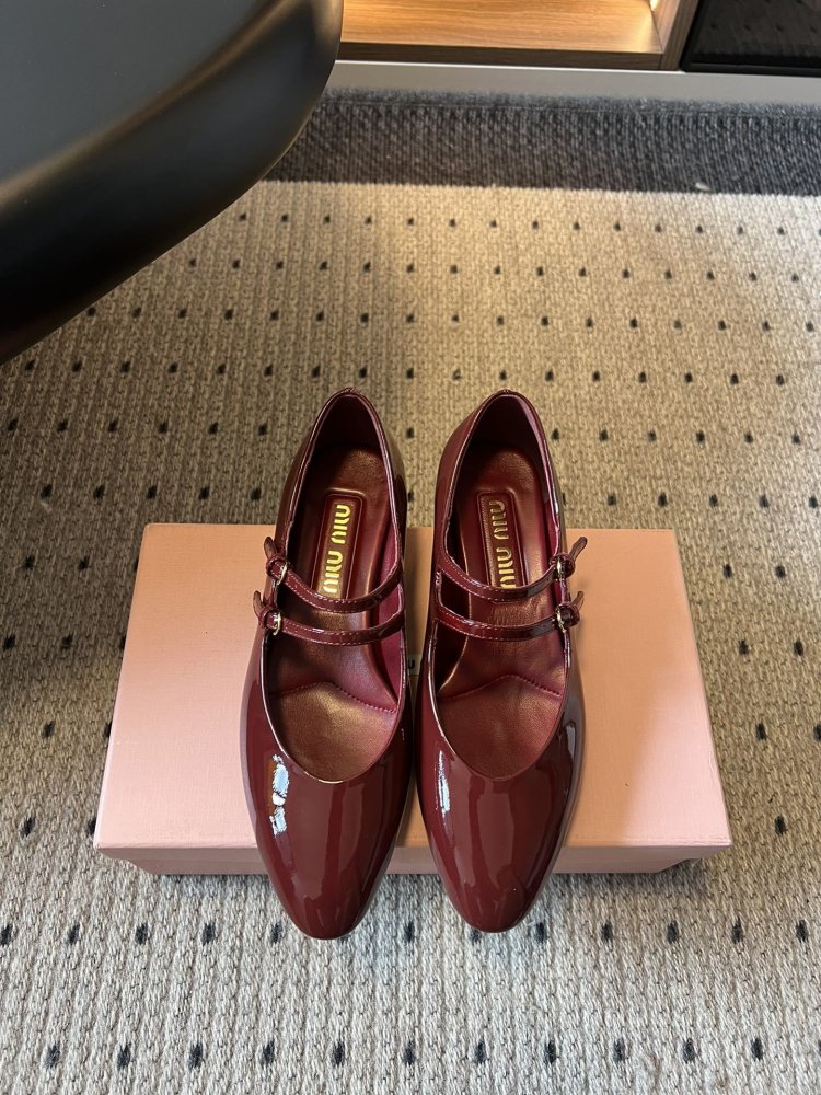 Туфли женские