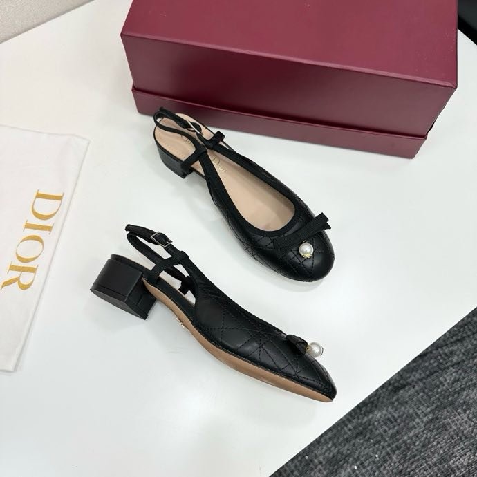 Туфлі жіночі