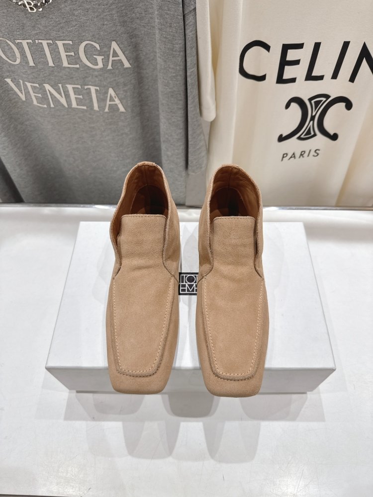 Туфли женские