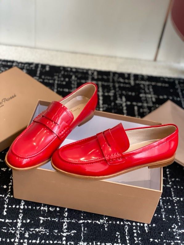 Туфлі жіночі