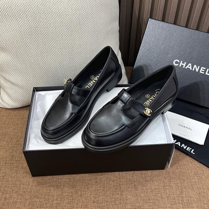 Туфли женские