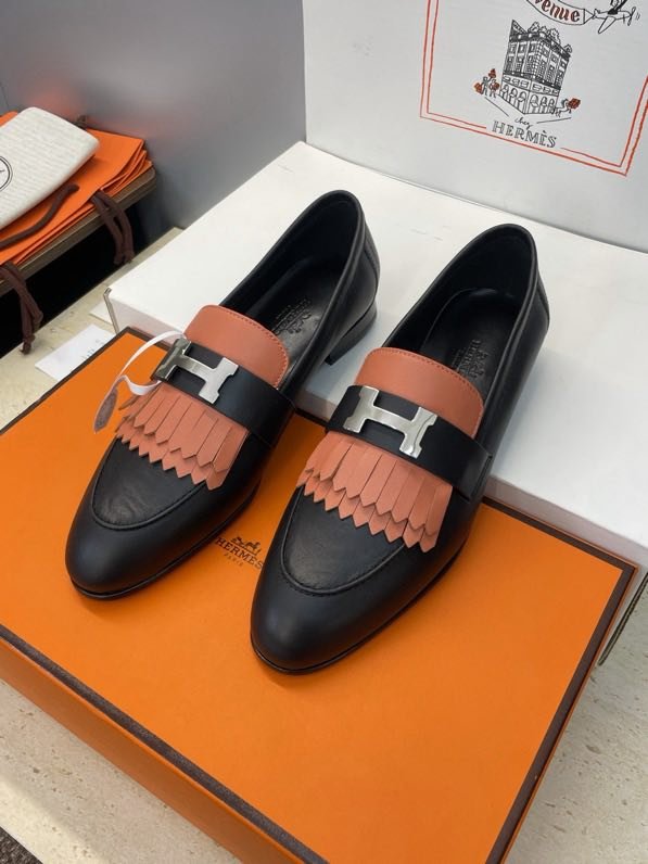 Туфли женские