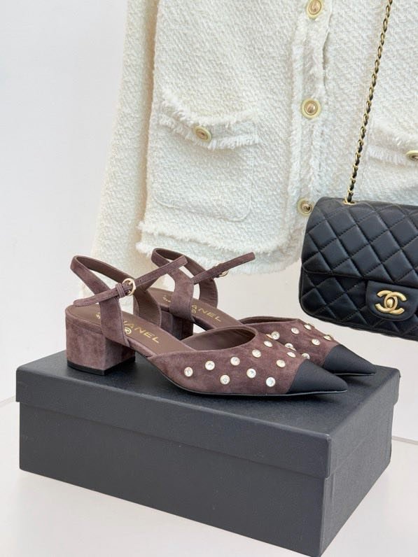 Туфлі жіночі