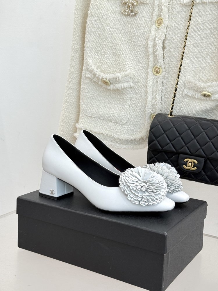 Туфлі жіночі