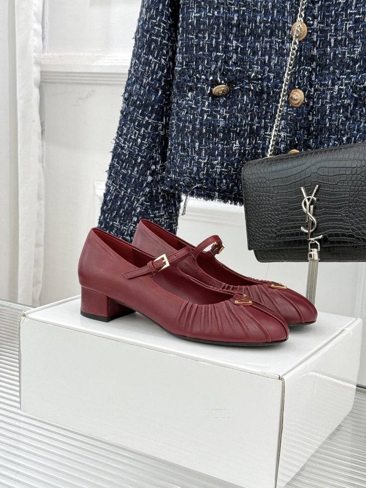 Туфли женские