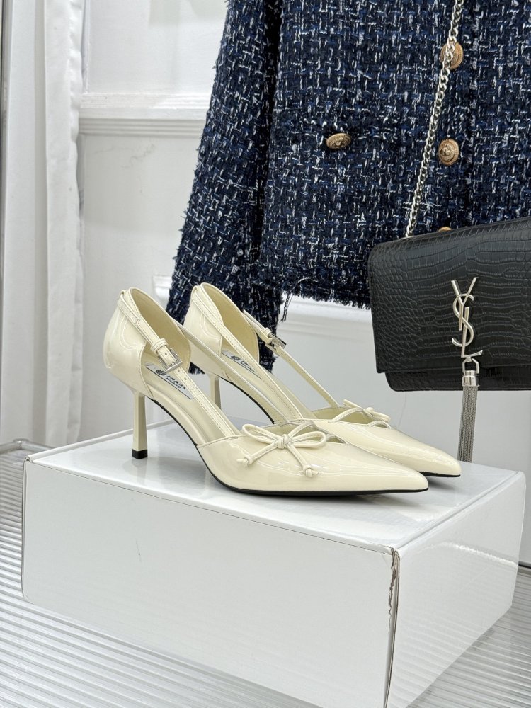 Туфли женские