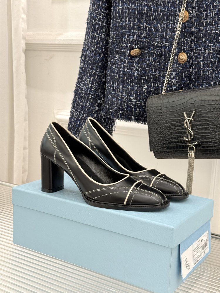 Туфли женские