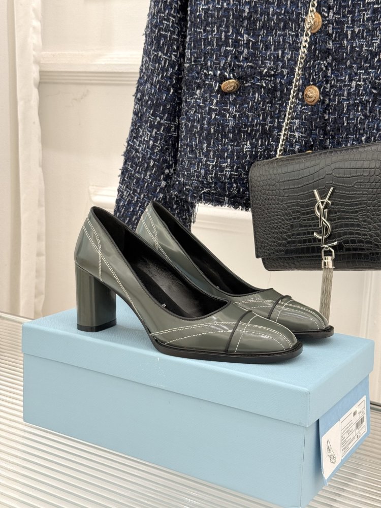 Туфли женские