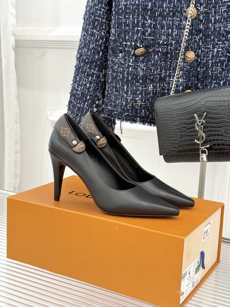 Туфли женские